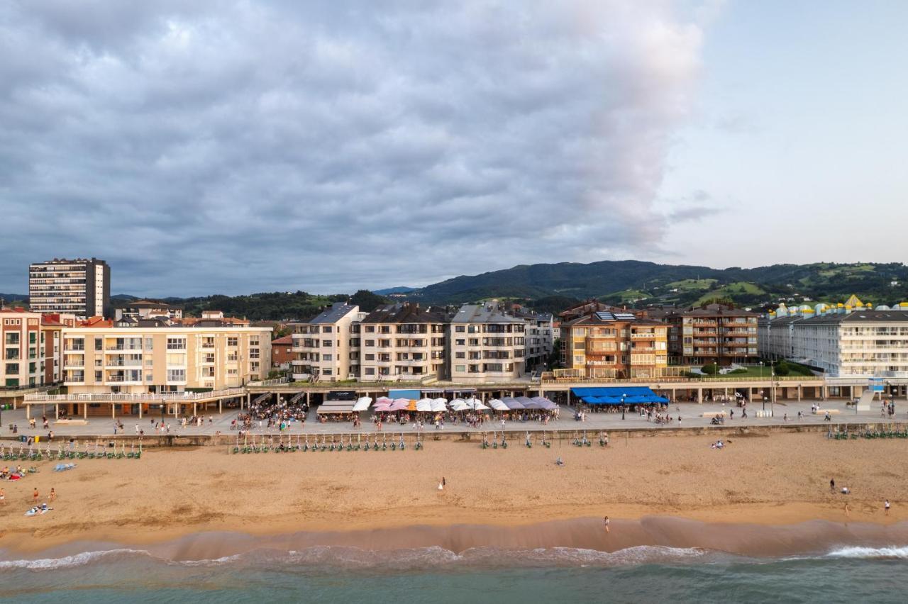 Zarautz Beach With Parking By Aston Rentals Exterior photo