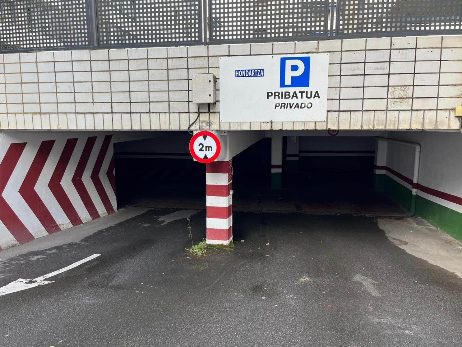 Zarautz Beach With Parking By Aston Rentals Exterior photo